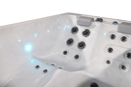 Гидромассажный спа бассейн NordicSpa Magni (Магни)